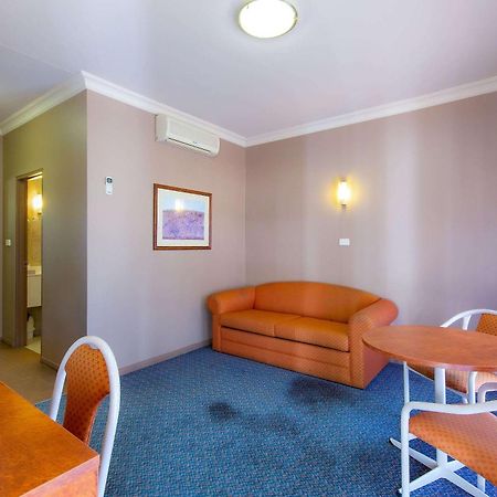 Quality Inn Penrith Sydney Exteriör bild